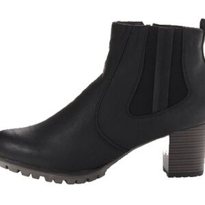 Rieker Black Leather Ankle Boot, size 40